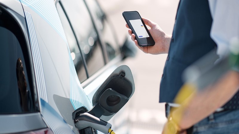 Interoperable payments in electric vehicle charging 